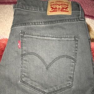 Grey Levi’s Jeans